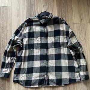 H&M Plaid Button-Up Shirt